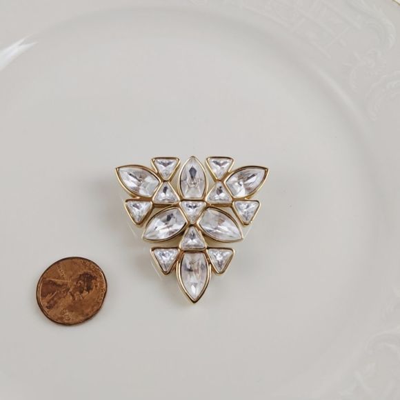 Vintage S.A.L. Signed Swarovski Crystal Brooch - Picture 1 of 8
